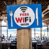 【これで解決】WiFi電波が弱い、頻繁に途切れてしまう【WiFi Extender】